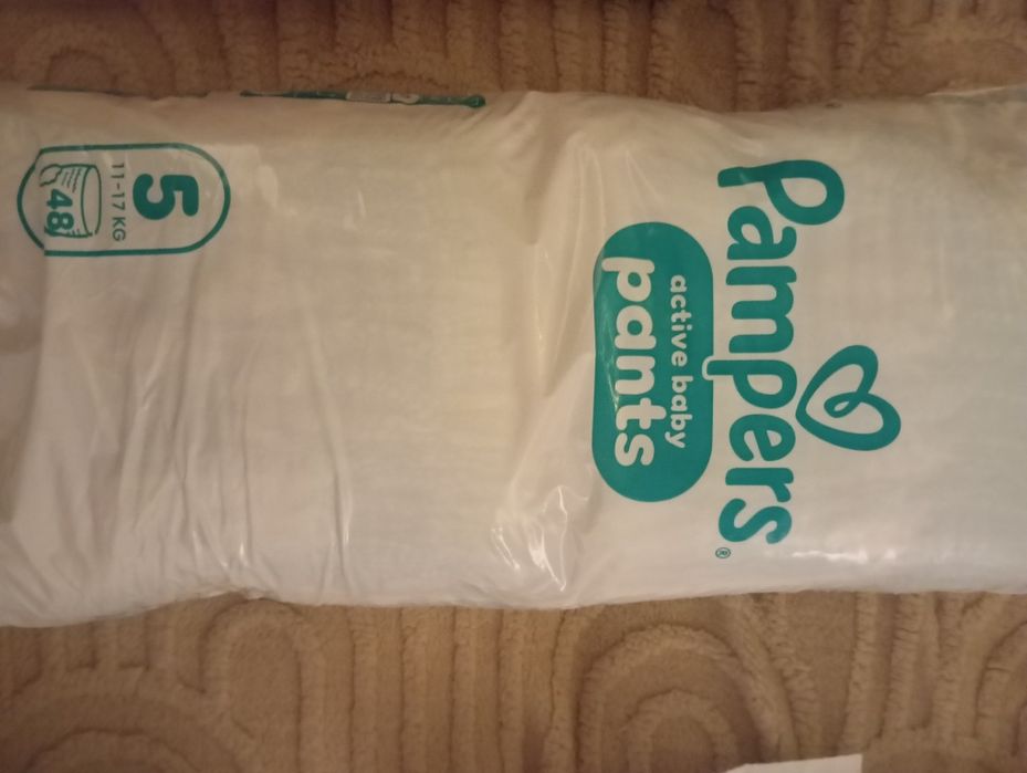 Pieluchomajtki Pampers Pants rozmiar 5 144 szt