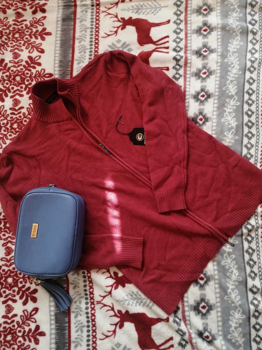 Malinowy sweter XL
