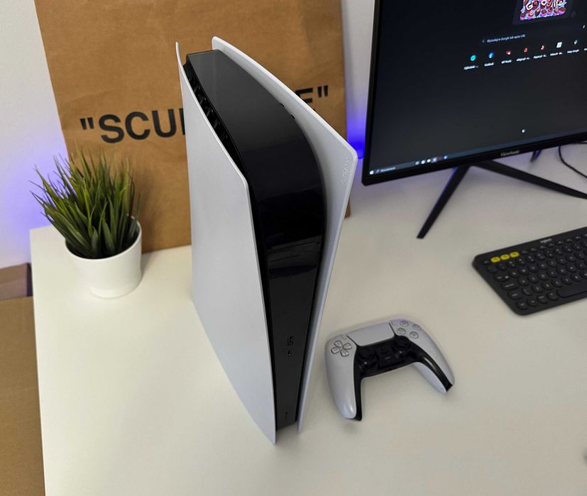 PlayStation 5 + Kontroler Dualsense + Stacja Ładująca Komplet