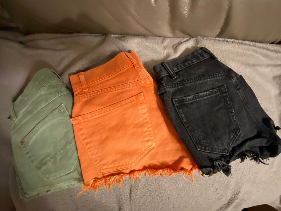 Pakiet spodni 4 pary+bluza gratis+3 pary spodenek (rozm32lub34/XSlubS)