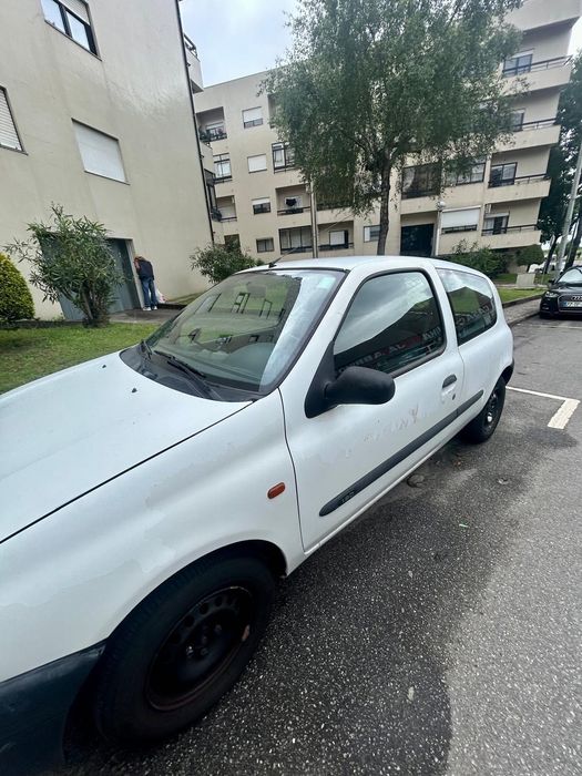 Renault Clio 1.9D Comercial 1999