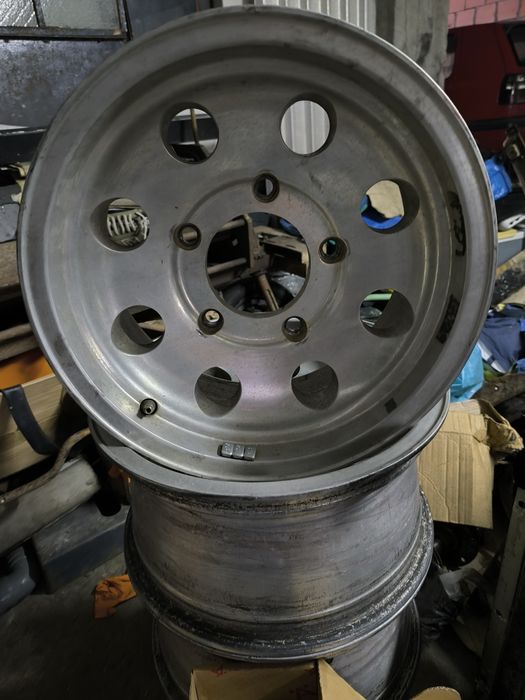 Jantes mickey thompson Land Rover 16" x 8" ET0 defender