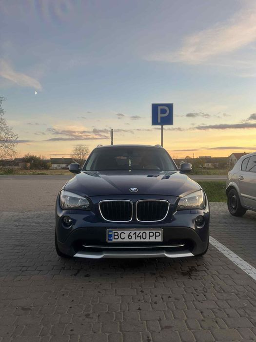 BMW X1 aвтомобіль легковий