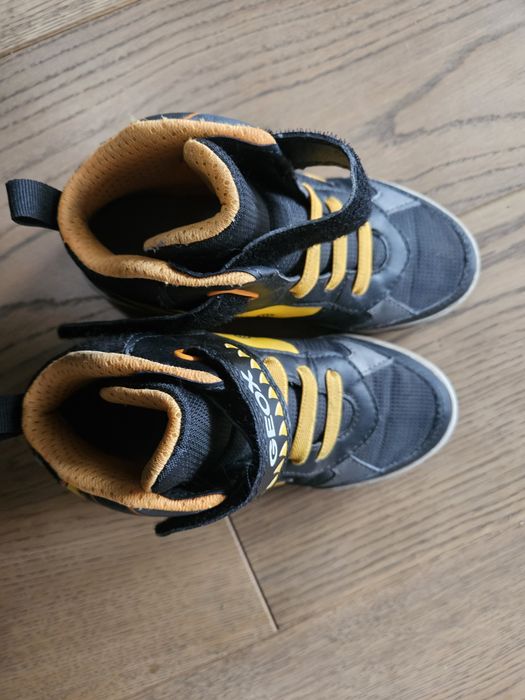 Buty Geox świecące