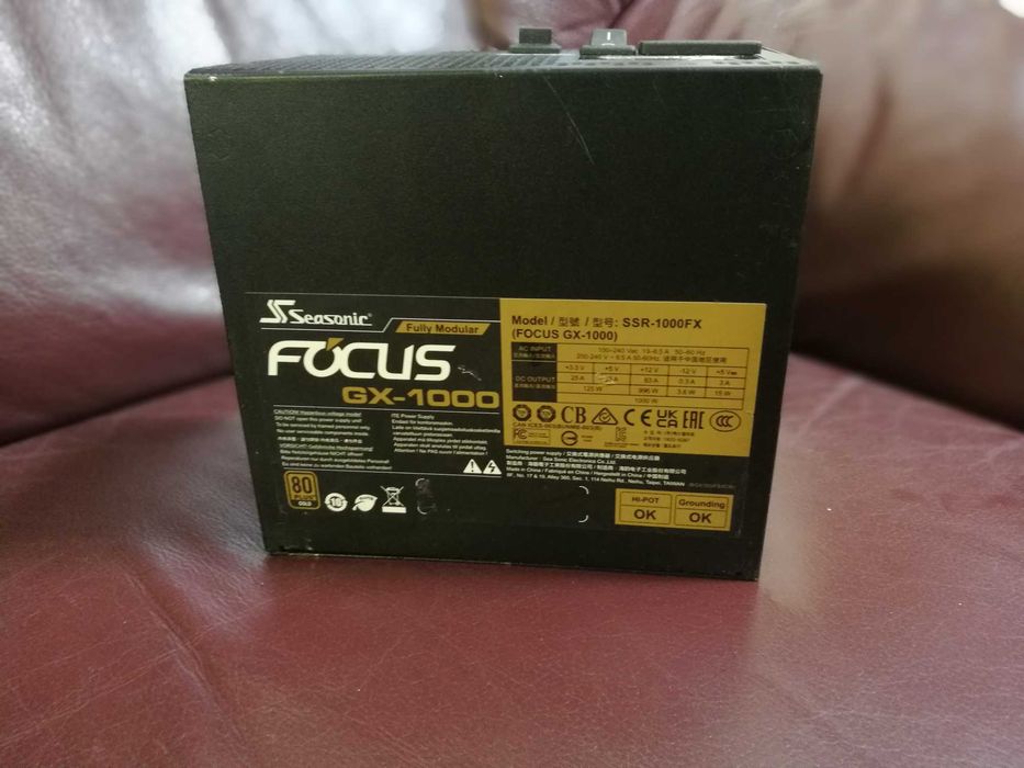 Блок живлення SeaSonic Focus Plus 1000 Gold (SSR-1000FX)