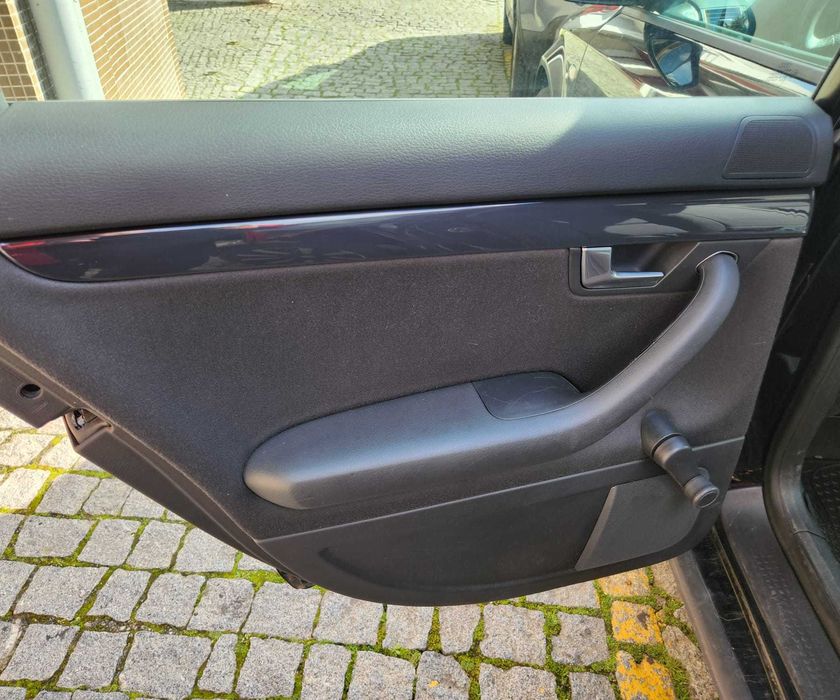 Audi A4 Avant 1.9 TDI 130cv de 2002 — Caixa 6 Velocidades — Nacionalizada em 2016