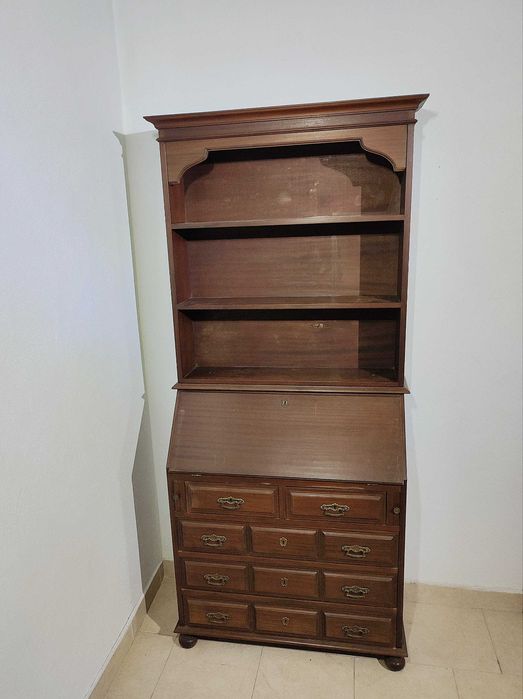 Mobília quarto madeira cama mesa cabeceira cómoda escrivaninha cadeira