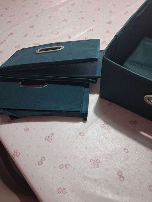 Caixas de arrumação Três