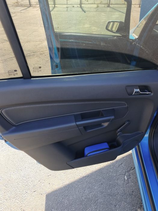 Opel Zafira B OPC