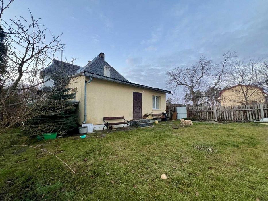 Продаж частини будинку, Брюховичі