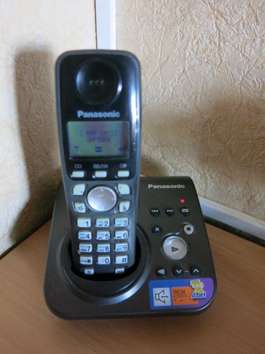 радиотелефон Панасоник