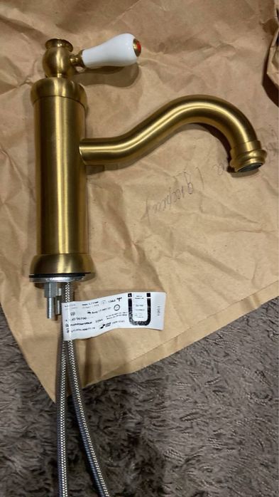 Новий змішувач ikea кран золотий