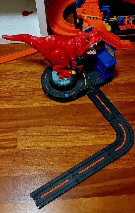 Hot Wheels T-Rex Rampage - Mattel