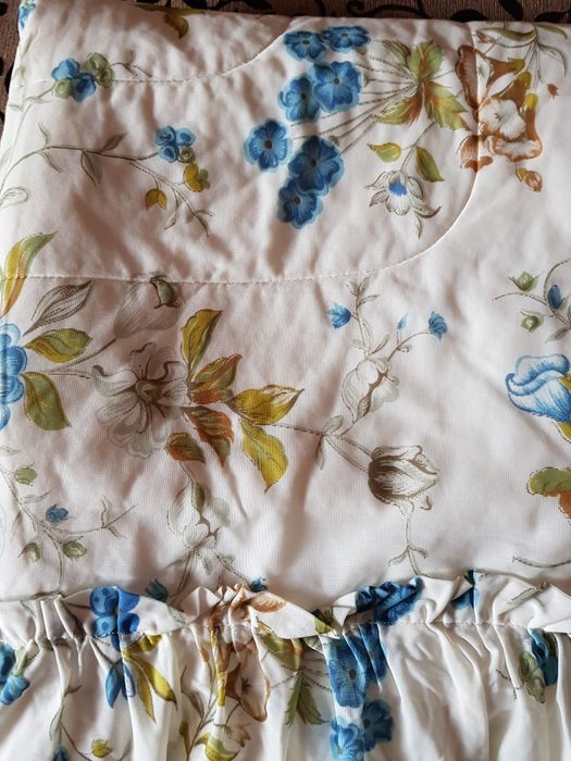 Продам покрывало на 2 хспальную кровать