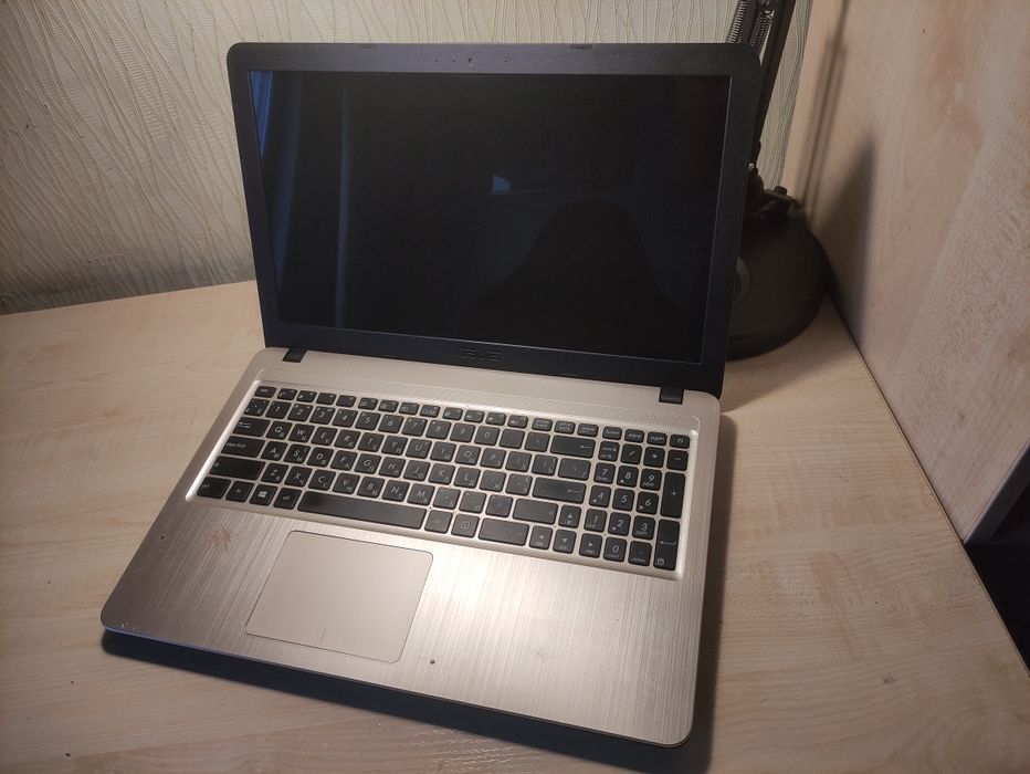 Ноутбук Asus / Ультрабук