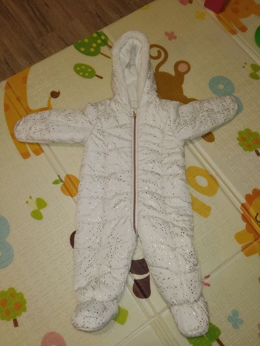 Комбинезон демисезонный 9-12 месяцев (80см)