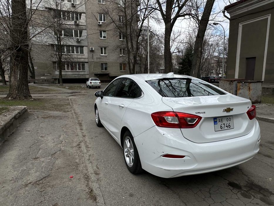 Продам Chevrolet Cruze 2017 года выпуска.