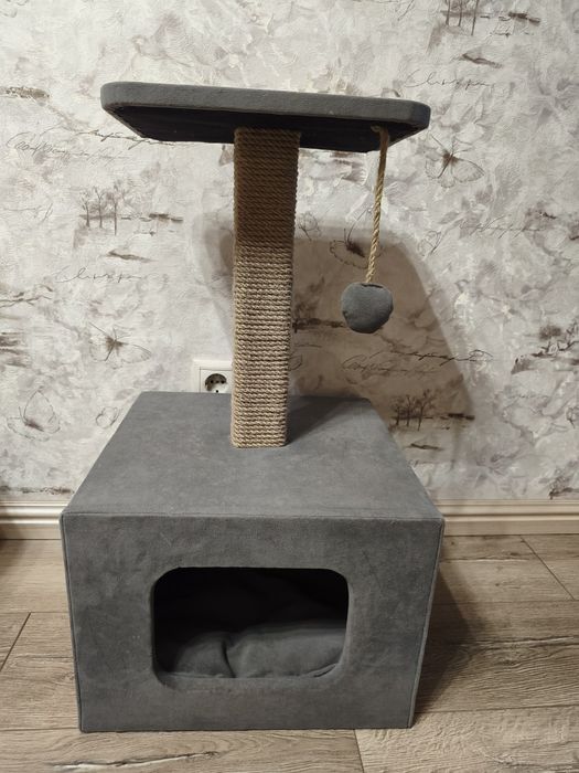 Когтеточка с домиком