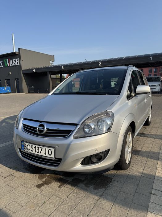 Opel zafira 2014