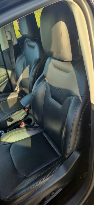 Jeep Compass Limited 1.6 CRDi 120 KM | 2019 | 128 000 km |