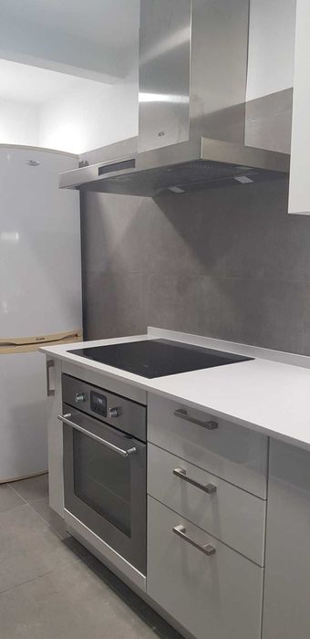 Moradia V5 a 2 minutos a pé da praia tem licenca AL