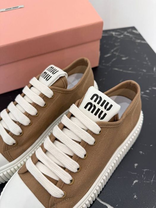 Trampki Sneakers miu miu na platformie