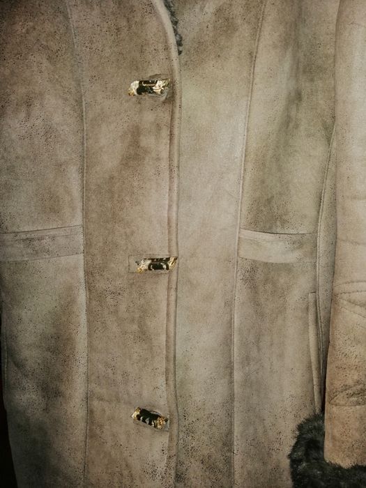 Продається штучна дубленка.