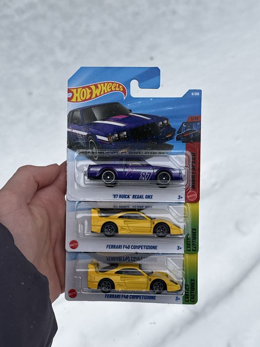 Hot Wheels Ferrari F40 Yellow,Buick Regal gnx TH: 115 грн. - Машинки ...