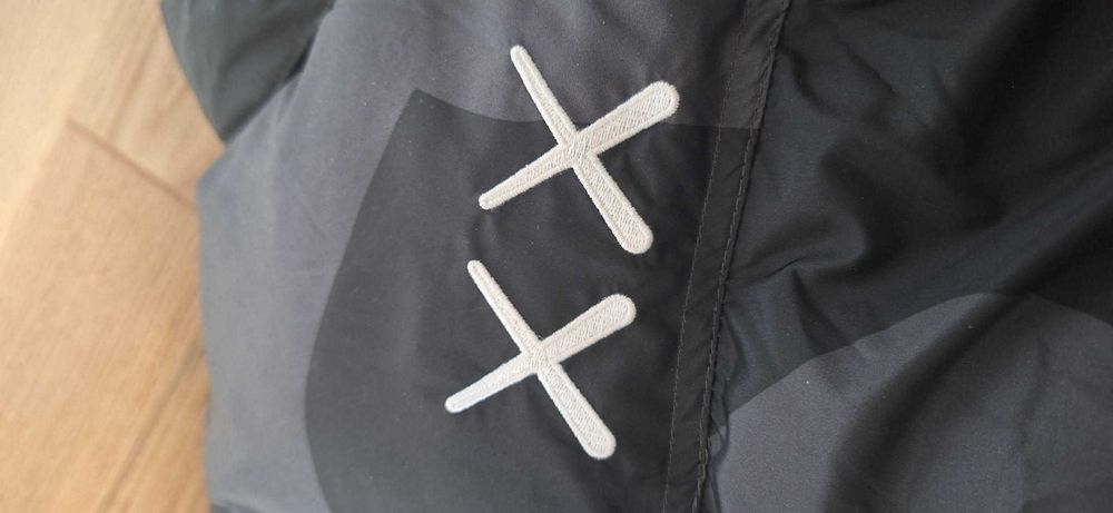 The North Face X Kaws 1996 Nuptse Kurtka Czarna