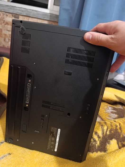Dell Latitude E5400 Broken454056931818229764