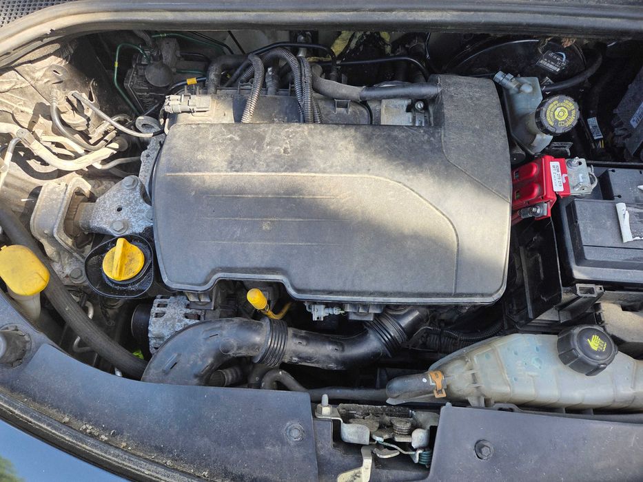 Wszystkie części Tanio Renault Clio 3 1,2 benzyna