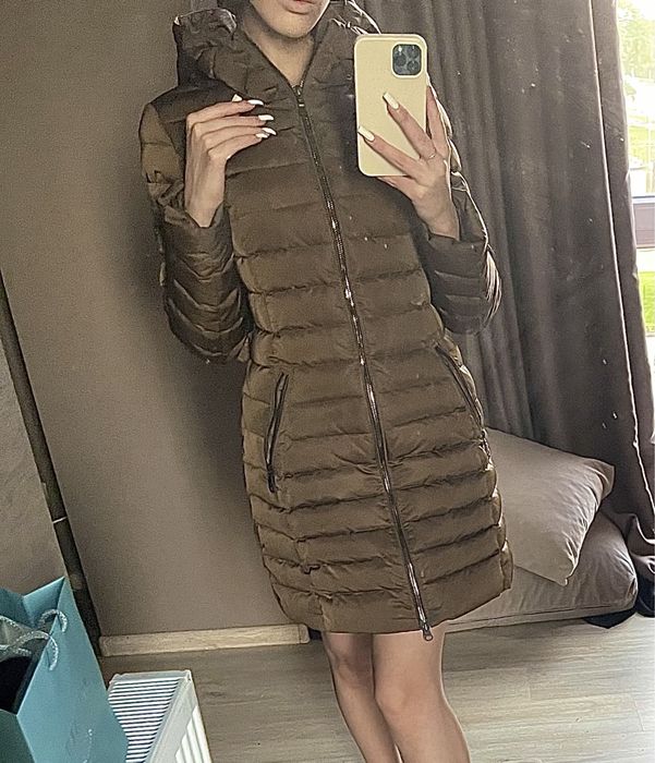 Пуховик новый под Moncler женский S M шоколад 38
