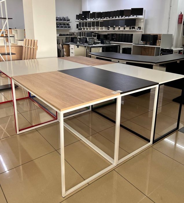 РАСПРОДАЖА офисной мебели  кресла руководителя стулья