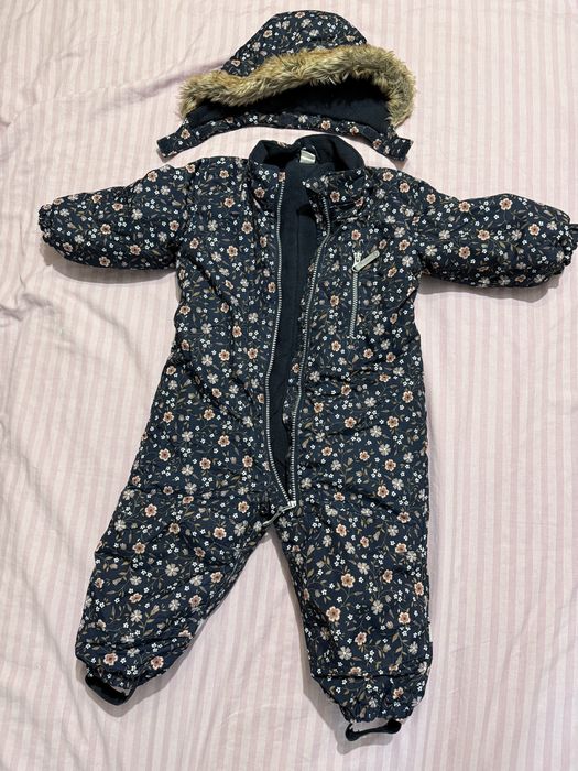Продам детский комбинезон H&M