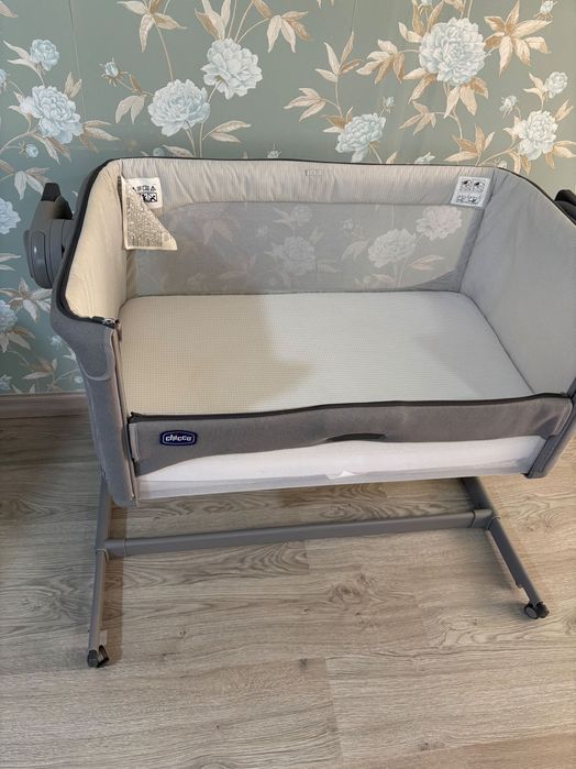 Next to me Magic Chicco