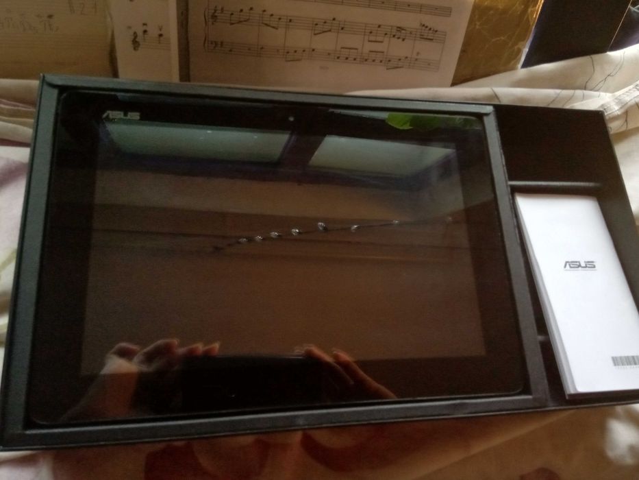 Планшет Asus  padfone 2