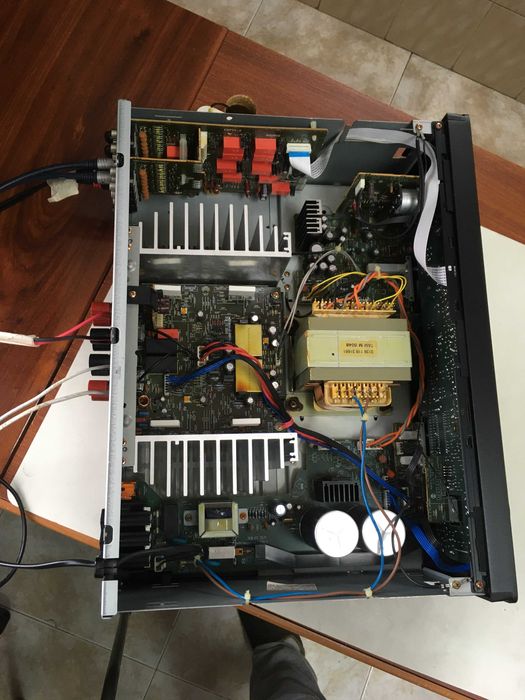 Marantz amplificador PM7000 top prémium 2000/2001 potencia e excelência em som