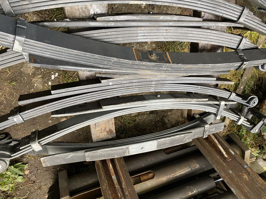 Задні ресори івеко 35c,50c,65c,70c 504361021, 504119090