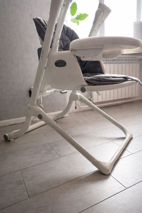 Дитячий стільчик для годування Carrello 3в1