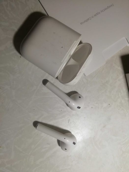 Apple airpods 2 generation 2019 a1938 + коробочка