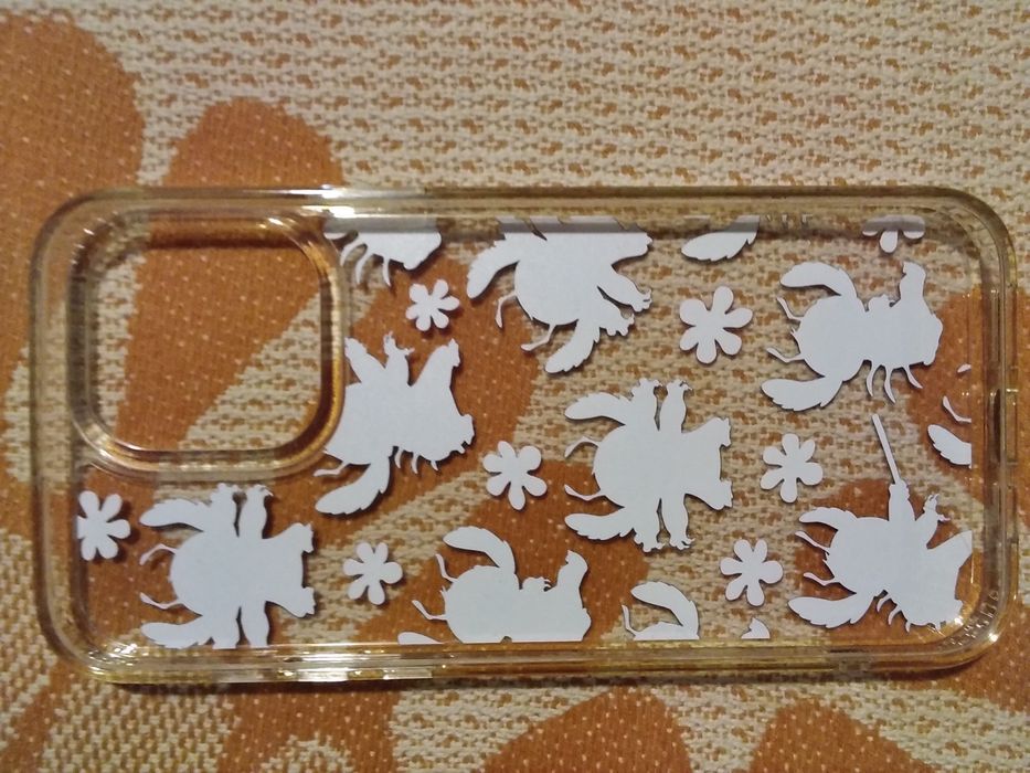 Очень красивый яркий нестандартный чехол на Айфон 14+