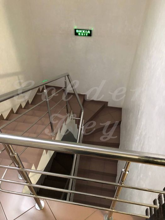 Продам Современный  Офис с Ремонтом 92м2, Центр г. Боярка