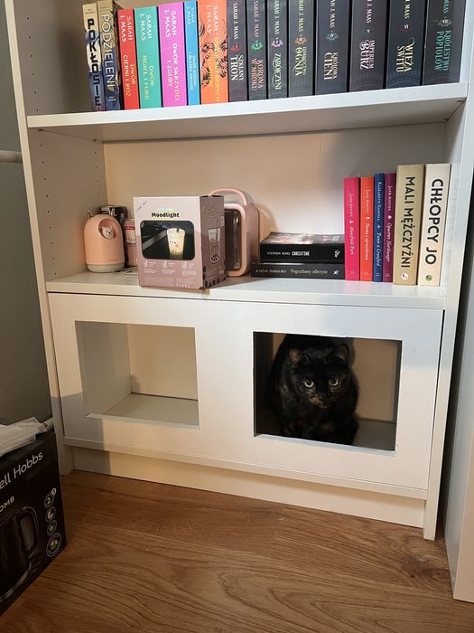 Domek dla kota wkladka w regal.