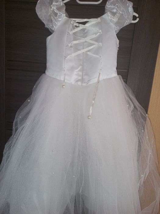 Продам платье на девочку