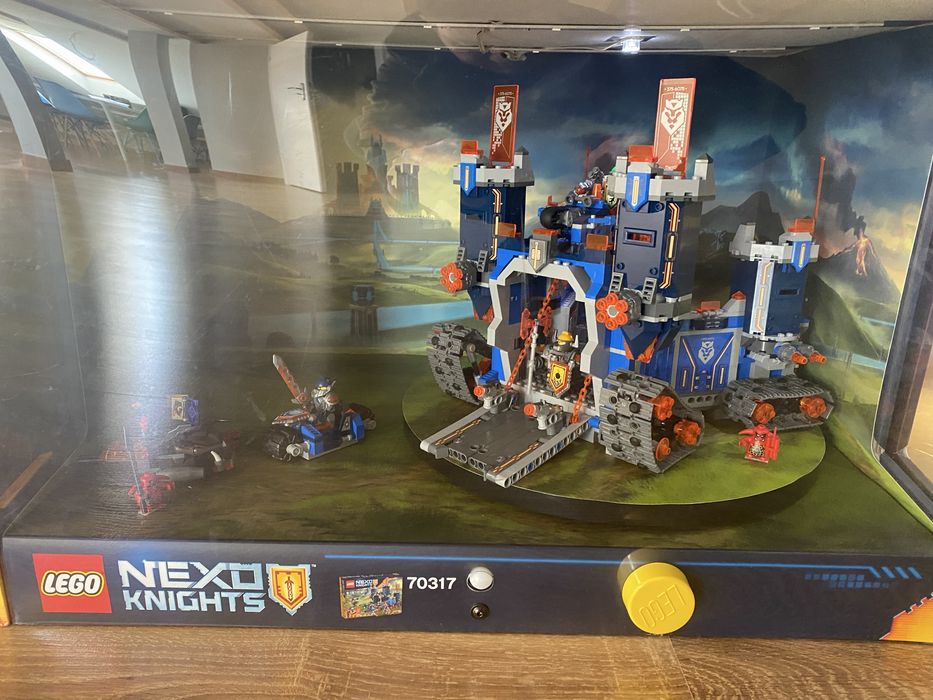 Lego Nexo Knights 70317, 70352 gabloty witryny showcase