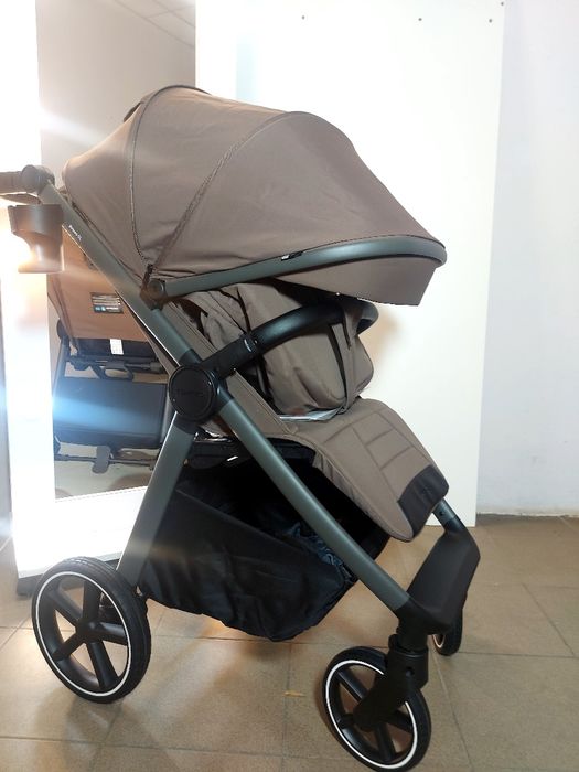 Коляска CARRELLO bravo DELUX модель 2025 року ШОУРУМ