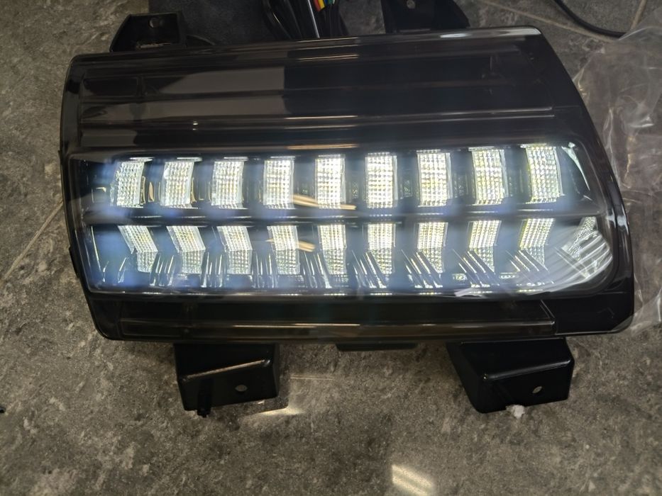 KIERUNKI Kierunkowskazy do poszerzeń + Lampy LED DRLJeep Wrangler JL SPORT