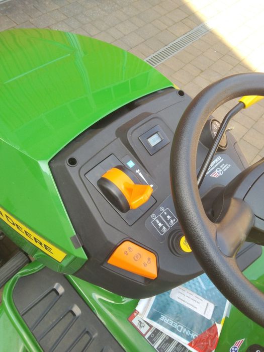 Kosiarka traktorek do koszenia John Deere S100 32 godziny