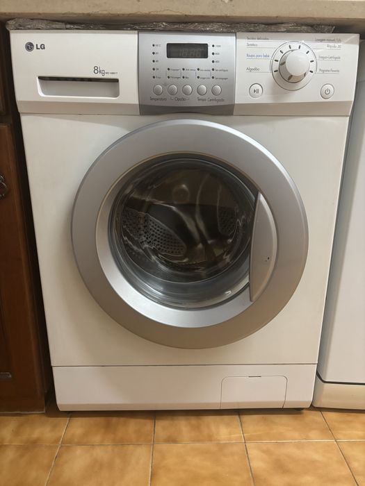 Máquina de lavar roupa LG 8 kg