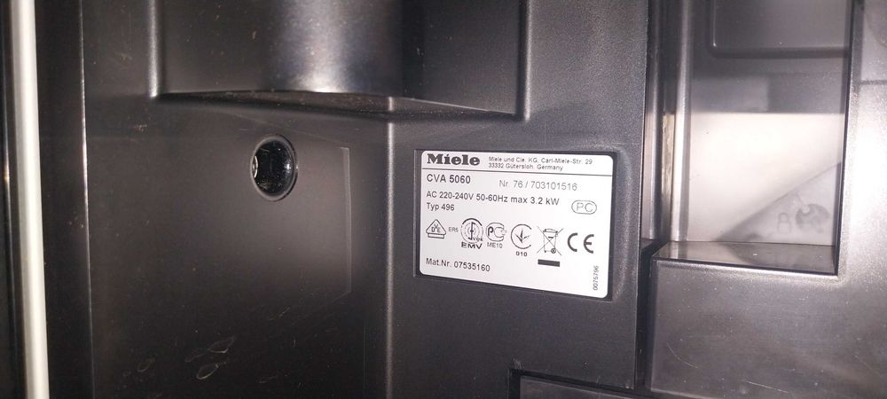 Ekspres  MIELE CVA5060. Polecam!